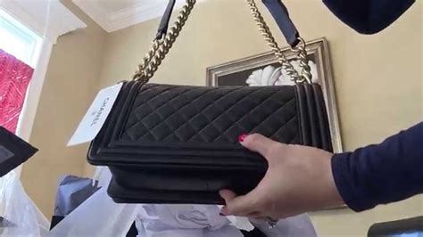 unboxing chanel le boy bag